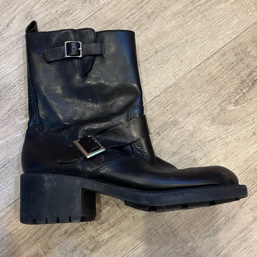Unlisted Black Leather Boots 8.5 - Picture 5 of 13